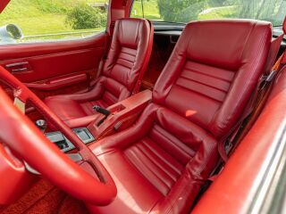Chevrolet Corvette C3 5.7 V8 168kW