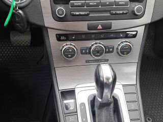 Volkswagen Passat 1.6 77kW