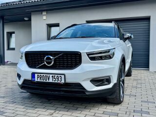 Volvo XC40 R Design 2.0 110kW