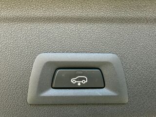 BMW X6 xDrive30d M 3.0 195kW