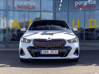 BMW 540 M-Sportpakett ShadowLine 3.0 220кВ