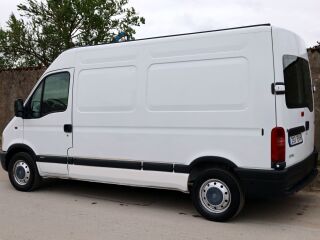Opel Movano Van 2.5 dCi 84kW