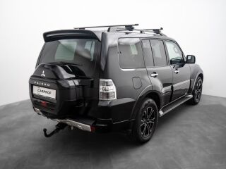 Mitsubishi Pajero Instyle Navi 4WD 3.2 140кВ