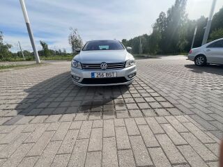 Volkswagen Passat R-line 4motion 2.0 130kW