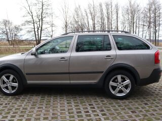 Skoda Octavia 2.0 103kW