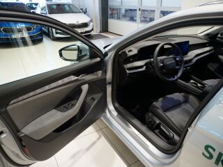 Skoda Superb SELECTION COMBI PHEV 1.5 TSI 110kW