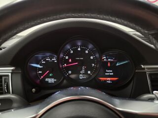 Porsche Macan 2.0 185kW