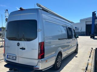 Mercedes-Benz Sprinter Motosport 3.0 V6 CDI 140кВ