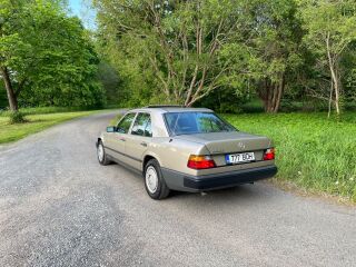 Mercedes-Benz E 200 2.0 87kW