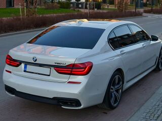 BMW 750 Li xDrive 4.4 330kW