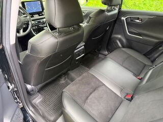 Toyota RAV4 Luxury plus 2.0 129kW