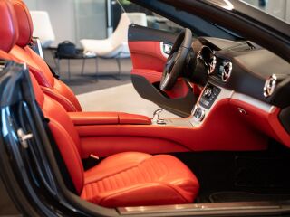 Mercedes-Benz SL 500 4.7 V8 320kW