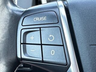 Volvo XC60 Momentum R-Design Edition 2.0 D3 110kW