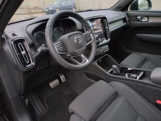 Volvo XC40 R-Design T4 Recharge 1.5 95кВ