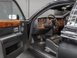 Rolls-Royce Phantom 6.8 V12 338kW