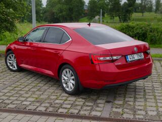 Skoda Superb 1.4 110kW
