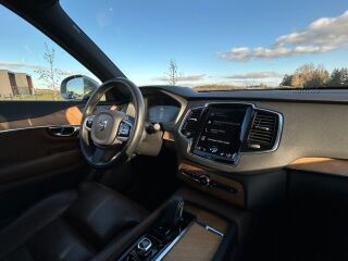 Volvo XC90 AWD T8 H&K INSCRIPTION 7 XENIUM PRO INT 2.0 223kW