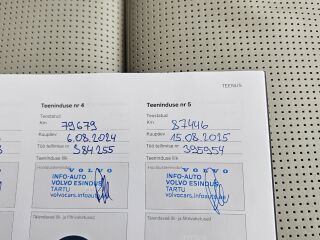 Volvo XC90 AWD Plus Dark B5 Google Mild Hybrid MY23 2.0 173kW