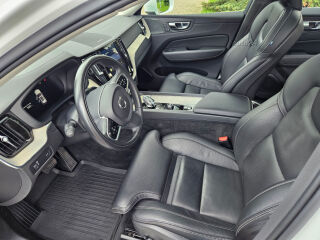 Volvo XC60 AWD Ultimate Bright Inscription 2.0 KERS MHEV 183kW