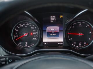 Mercedes-Benz V 250 2.1 140kW