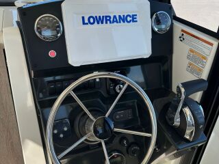 Quicksilver Captur 705 Pilothouse 3.4 V6