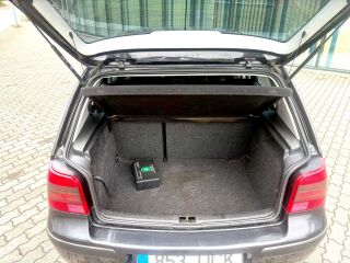 Volkswagen Golf 1.6 77kW