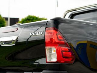 Toyota Hilux 2.4 110kW