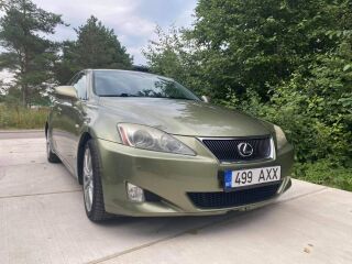 Lexus IS 250 2.5 V6 153kW