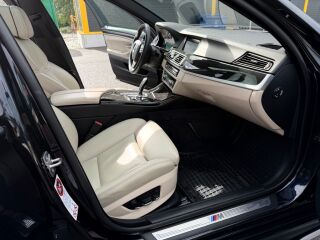 BMW 535 Touring xDrive M Sport Package 3.0 230kW