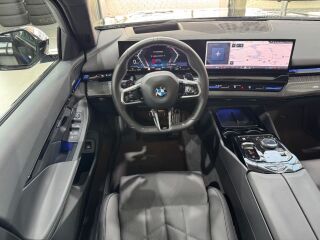 BMW 520 M-Sportpaket Pro/ ICONIC Glow 2.0 140kW