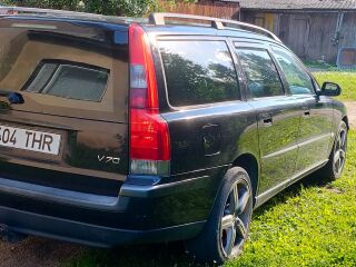 Volvo V70 2.4 R5 D5 120кВ