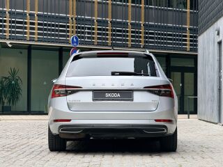 Skoda Superb Laurin&Klement 4x4 CANTON 2.0 TDI 147kW