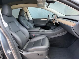 Tesla Model Y Dual Motor Performance AWD 393kW