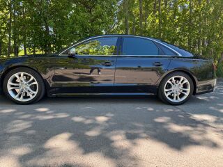 Audi S8 4.0 382кВ