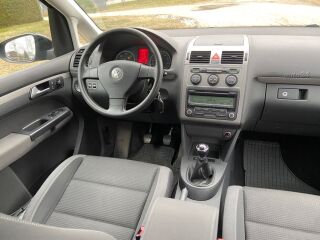 Volkswagen Touran FREESTYLE 1.9 TDI 77kW