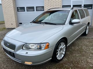 Volvo V70 Facelift 4WD 2.4 D5 136kW