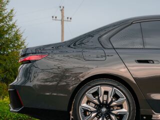 BMW i7 xDrive60  XDrive60 135kW