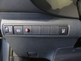 Toyota Corolla Active 1.5 92кВ