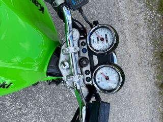 Kawasaki ZR - 7 ZR 750F R4 56kW