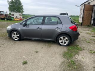 Toyota Auris 1.4 66kW