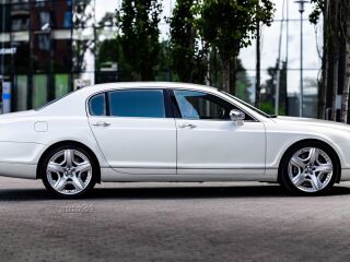 Bentley Continental Flying Spur MULLINER 6.0 412kW