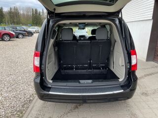Chrysler Town & Country Stown Go 3.6 v6 211kW
