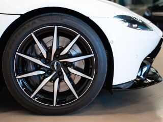 Aston Martin V8 Vantage 4.0 V8 375kW