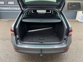 Skoda Superb Premium Edition MY23 2.0 TDI 110кВ