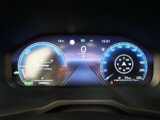 Toyota RAV4 Luxury + Comfort pakett 2.5 131kW