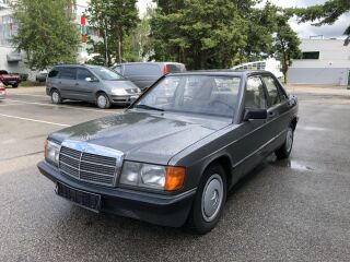 Mercedes-Benz 190 2.0 90кВ
