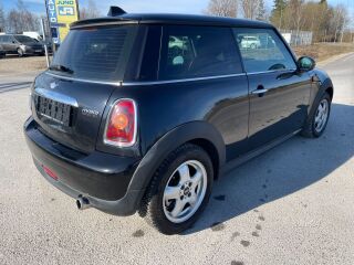 MINI Cooper 1.6 88кВ