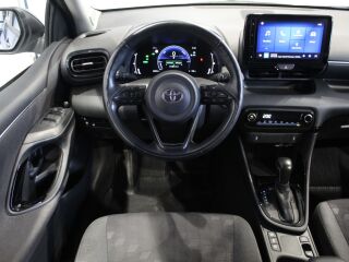 Toyota Yaris Active Plus 1.5 68кВ