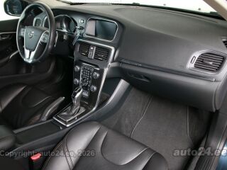 Volvo V40 Cross Country SUMMUM INTELLI SAFE MY17 2.0 D4 140kW