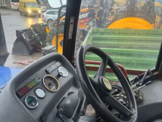 Farmtrac 675DT Haagis + lumesahk 4.4 54kW